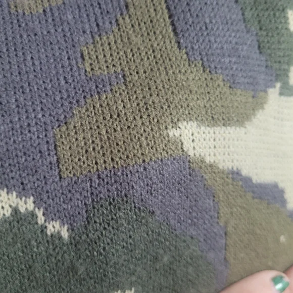 Dickies Camouflage Crew Neck Sweater - Picture 9 of 9